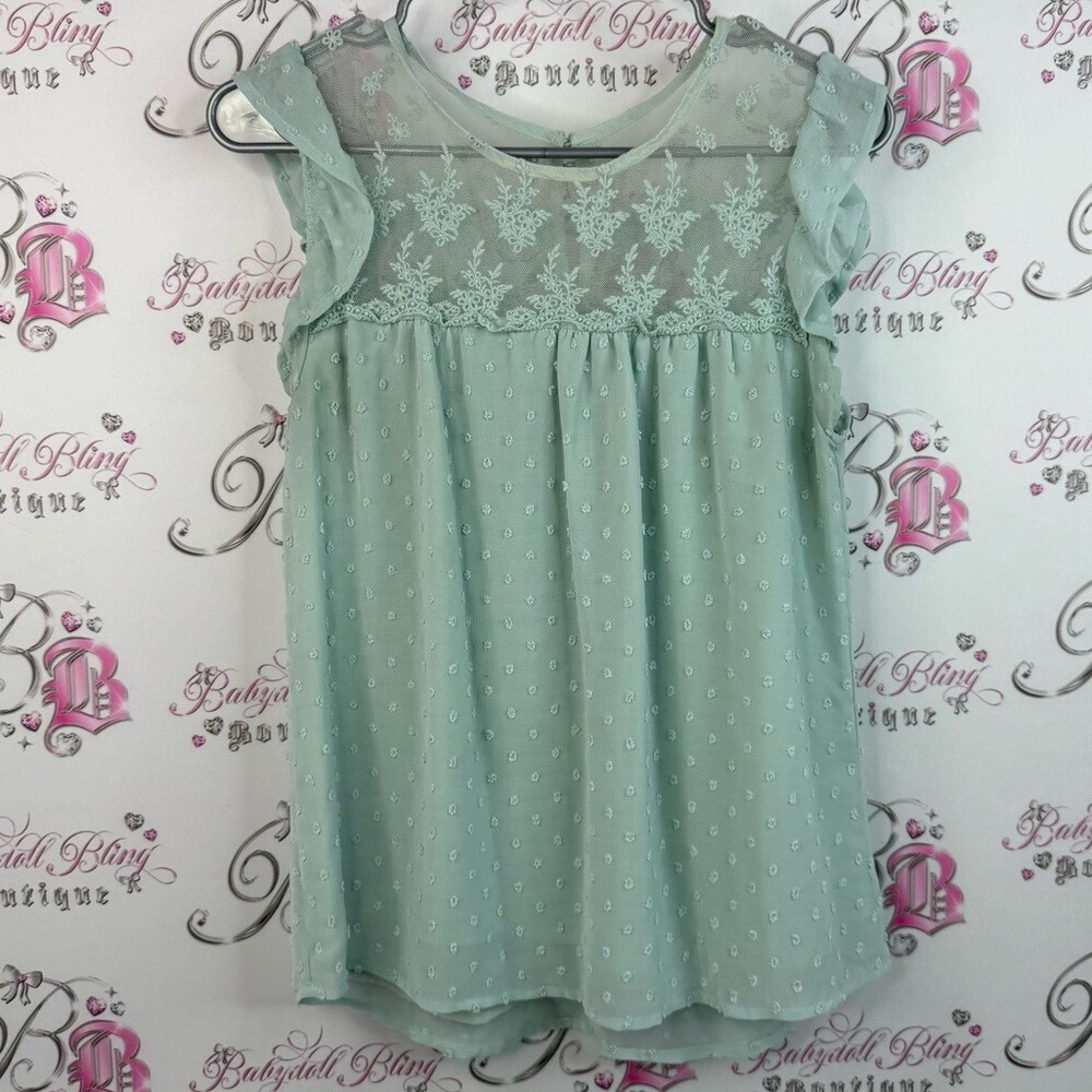 Mine shirt ruffles lace, floral mesh, blue keyhole Mint Green Lace Tank Top
